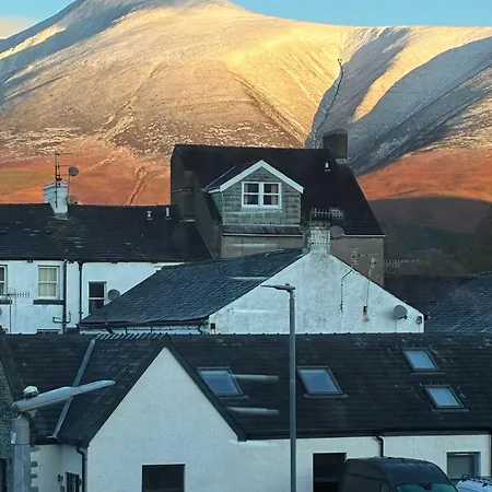 Carlton 2 A Large Modern Appt With Parking