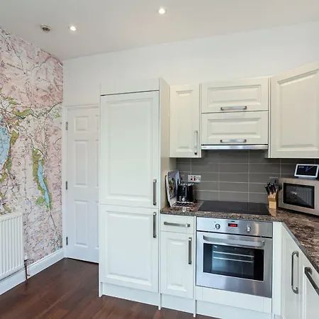 Carlton 2 A Large Modern Appt With Parking 公寓 凯西克